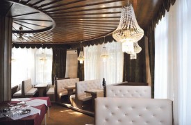Villa a pipacsmező földjén